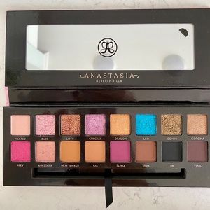 ABH Amrezy Eyeshadow Palette